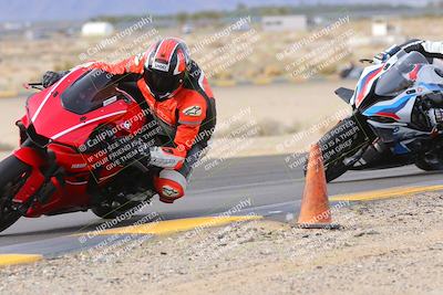 media/Dec-17-2022-SoCal Trackdays (Sat) [[224abd9271]]/Turn 9 Inside (1pm)/